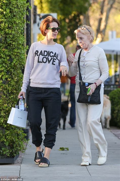 sarah paulson and holland taylor enjoy romantic day in la daily mail online