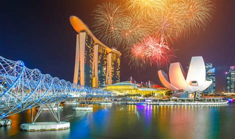 Where To Watch The Fireworks On New Years Eve 2018 In Singapore
