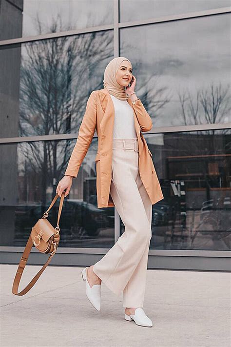 How To Rock The Nude Hijab With Your Outfit In Easy Steps