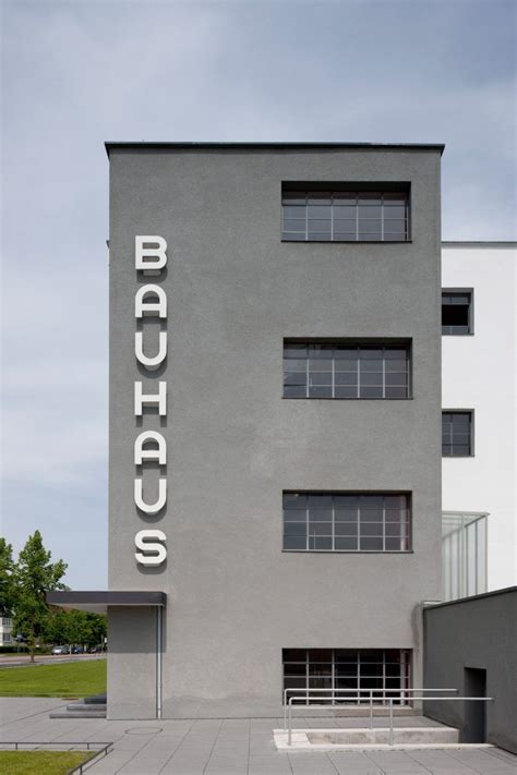 To continue our Bauhaus 100 series exploring the key projects and