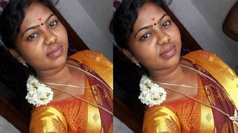 Tamil Cheating Wife Showing Boobs Pussy And Milking Boobs In Video Call