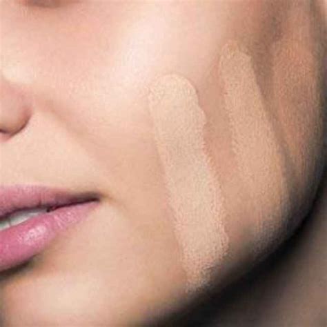 How To Apply Foundation The 7 Mistakes Youre Probably Making Beauty