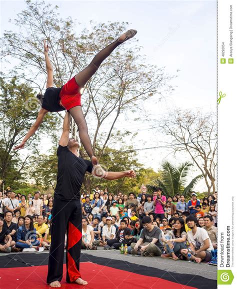 Action Of Performer In Bangkok Street Show 2014 Editorial Stock Image