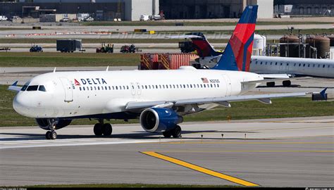 N321us Delta Air Lines Airbus A320 211 Photo By Omgcat Id 1486958