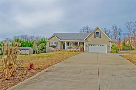 Inman Sc 29349 Homes For Sale 2425 Hanging Rock Road