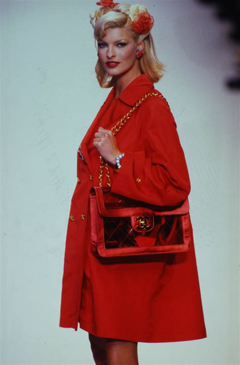Beauty And Fashion In 2020 Fashion Linda Evangelista Red Leather Jacket