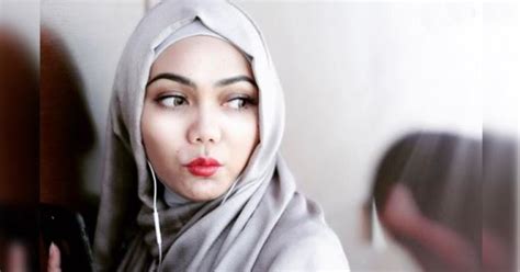 3 Alasan Dan Latar Belakang Wanita Lepas Jilbab Naviri Magazine