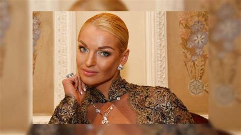 Анастасия Волочкова оскорбила своих подписчиков в Инстаграм Шоу биз