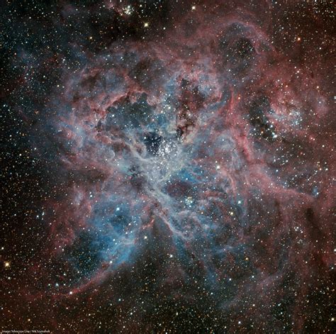 Tarantula Nebula Telescope Live