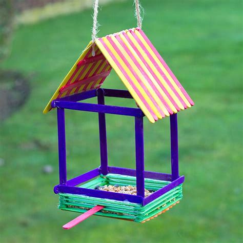 (i need to visit the craft shop soon to buy my next set of glue sticks!) i strongly recommend the use of a wood glue instead of hot glue if kids are trying this. Pop Stick Bird House Feeder | Free Craft Ideas | Baker ...