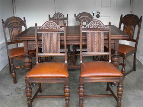 Antique English Oak Dining Table And 6 Chairs With Leather Bottoms