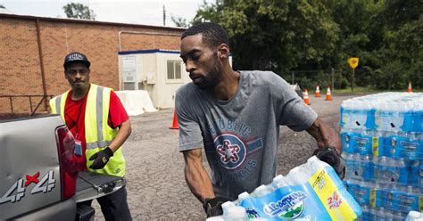 Lead Crisis Flint Braces As Michigan Shuts Down Free Bottled Water Sites