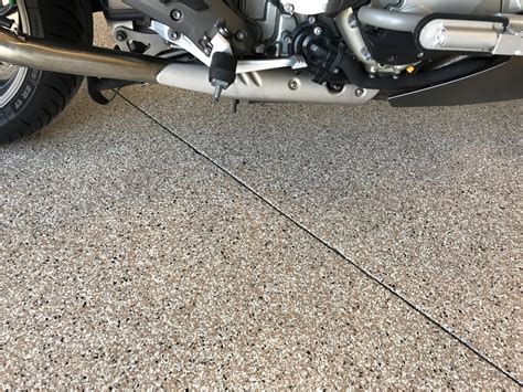 These kits are designed for amateur applicators because they are inexpensive and have a long pot life. Epoxy Flooring Fort Worth TX | Garage Floor Coatings Dallas