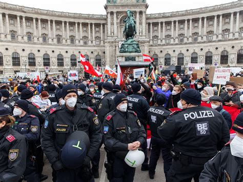 kärntner randalierte nach demo in wien und würgte polizistin Österreich vienna at