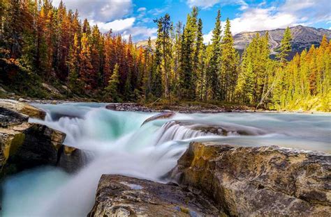 Top 10 Amazing Facts About Sunwapta Falls Alberta Discover Walks Blog