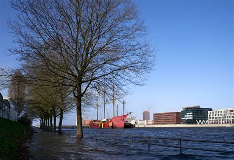 Sturmflut In Bremen 15 Foto And Bild Fotos City World Bilder Auf