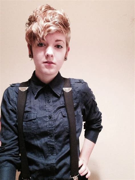 As the word itself suggests, androgynous means anything that gives the appearance of both the genders, i.e., male and female. Marvelous genderfluid fashion outfits ideas 56 - Fashion Best