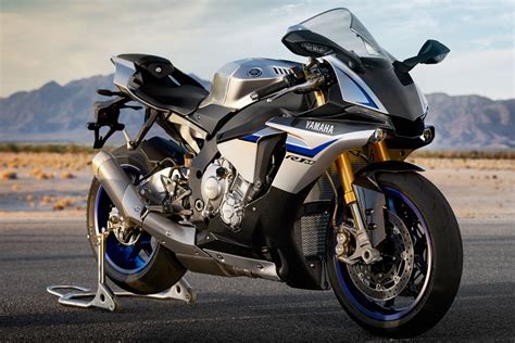 Countdown: 2015 R1 and R1M arrival - CycleOnline.com.au