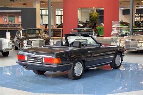 This mercedes sl 500 is for sale here. Mercedes-Benz 500 SL R107 - Classic Sterne