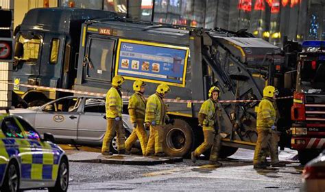 Glasgow Bin Lorry Crash Driver Will Not Face Any Charges Over Tragedy Uk News Express Co Uk