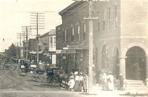 Standish Mi 1907 Busy Main Street Downtown All Buggys And Flickr