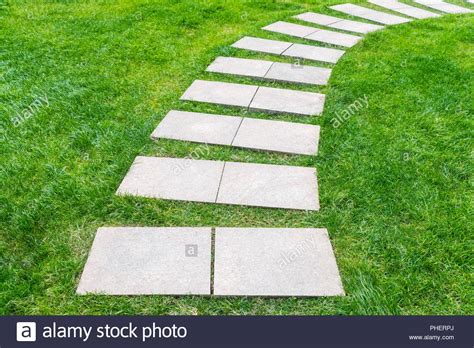 Stepping Stone Garden Path Hi Res Stock Photography And Images Alamy