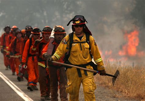 Audio California Inmates Offer Helping Hands During Fire Season 893