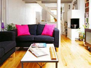 Casual Modern Living Room Designs with Colorful Decor