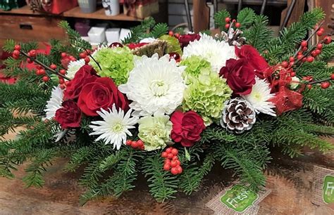 Special Day Christmas Table Centerpiece