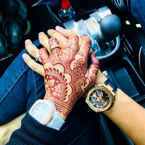 Pin By Khair Henna On Couple Hand Dpz Mehndi Designs For Fingers Latest Mehndi Designs