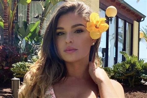 Love Island 2018s Zara Mcdermott Wows On Instagram In Tiny Bikini Daily Star