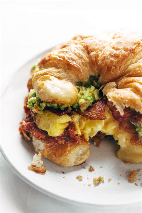 The Ultimate Breakfast Sandwich Hueys Restaurant Guide