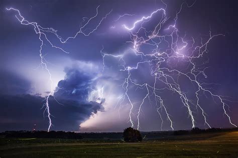 Jason Weingarts Storm Chasing In Pictures Lightning Photography