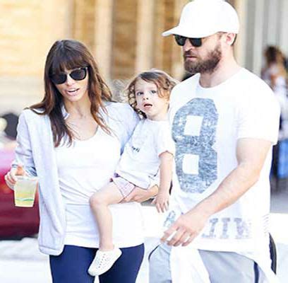 Update august 1 at 1:30 p.m.: Justin Timberlake Family: Wife Jessica Biel, Son, parents ...