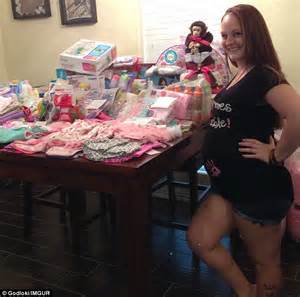 57,551 votes and 748 comments so far on reddit Reddit users buy loads of gifts for young mom's baby ...