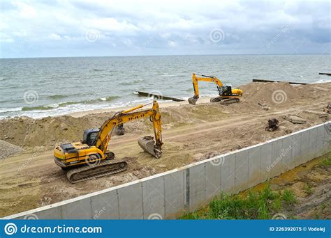 Zelenogradsk Russia Formation Of A Sandy Beach On The Shores Of The
