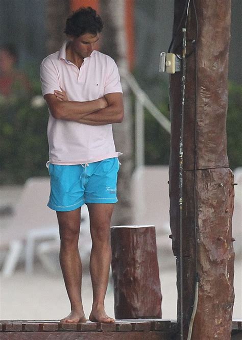 PHOTOS: Rafael Nadal and girlfriend Maria enjoy their Mexican holiday