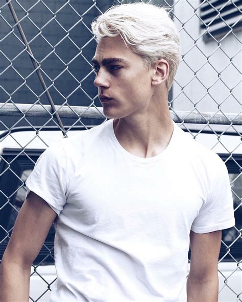 Cool 55 Examples Of Stunning Bleached Hair For Men How To Care At Home White Hair Men Men