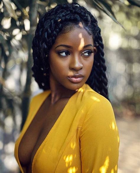 Güzel kız Ebony beauty Beautiful dark skin Beautiful black women