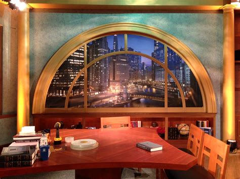 Chicago Tonight Set Gets A Makeover Chicago Tonight Wttw