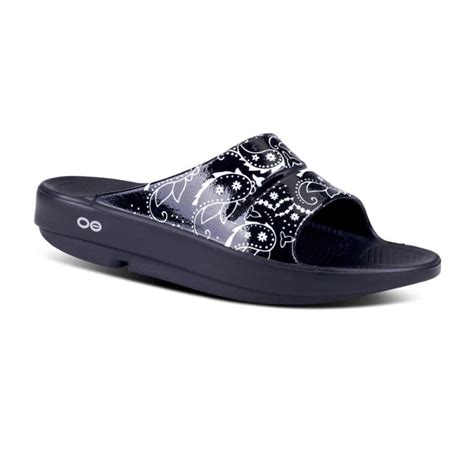 oofos women s ooahh luxe slide sandal black bandana [oofosp0ijpfsk] us 59 95 oofos sandals