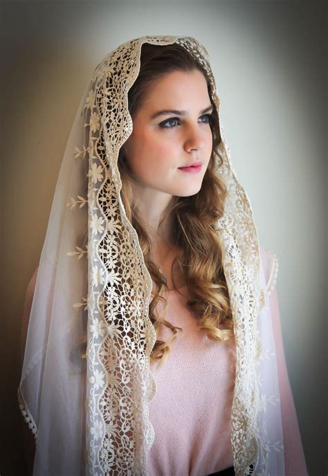 Evintage Veils~ Traditional Soft Lace French Chapel Veil Mantilla Tlm