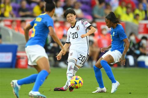 【日本女子代表】小林里歌子、浜野まいかが決定機。しかしミスパスから失点、ブラジルに0 1…なでしこ敗れる ページ 3 サカノワ