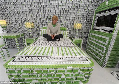 House Of Cards Too Easy Heres A Hotel Made From Key Cards 200000