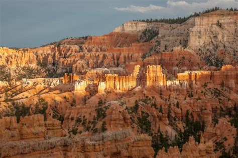 First Sunlight In Bryce Canyon Utah Stock Image Image Of Sunrays