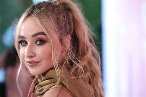 Sabrina Carpenter In 2017 Hd Music 4k Wallpapers Images Backgrounds