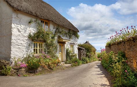 When Small Is Beautiful 10 Types Of Cottage Youll Find In Britain
