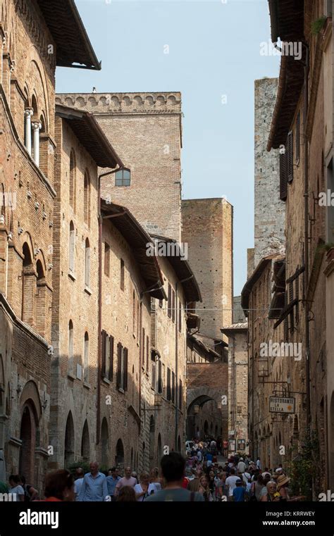 torres medievales del siglo xiii y torri pesciolini casa torre degli ardinghelli en centro