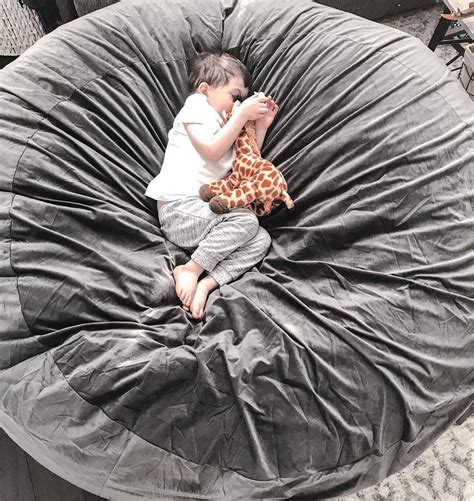 Bean bag chairs aren't newcomers in the world of furniture, but they've come a long way since their debut in you can use it for additional living room seating, an accent chair, or the finishing touch in a bedroom. Ultimate Sack 6000 Bean Bag Chairs | Bean bag chair, Bag ...