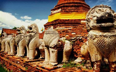 must see temples in ancient ayutthaya thailand uvolunteer